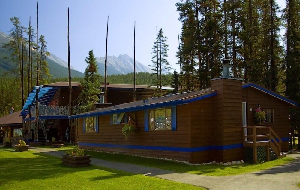 Sunwapta Falls Rocky Mountain Lodge Jasper Extérieur photo